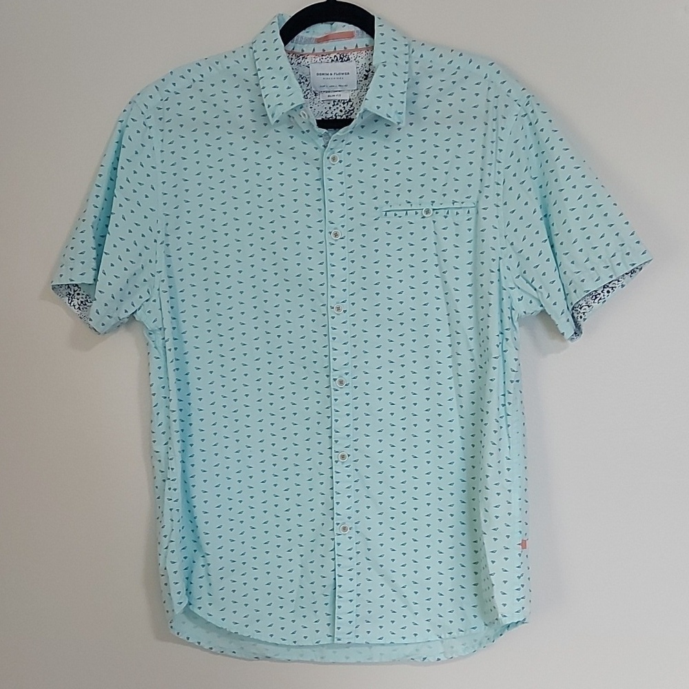 LARGE DENIM & FLOWER CASUAL BUTTON DOWN SHORT SLEEVE